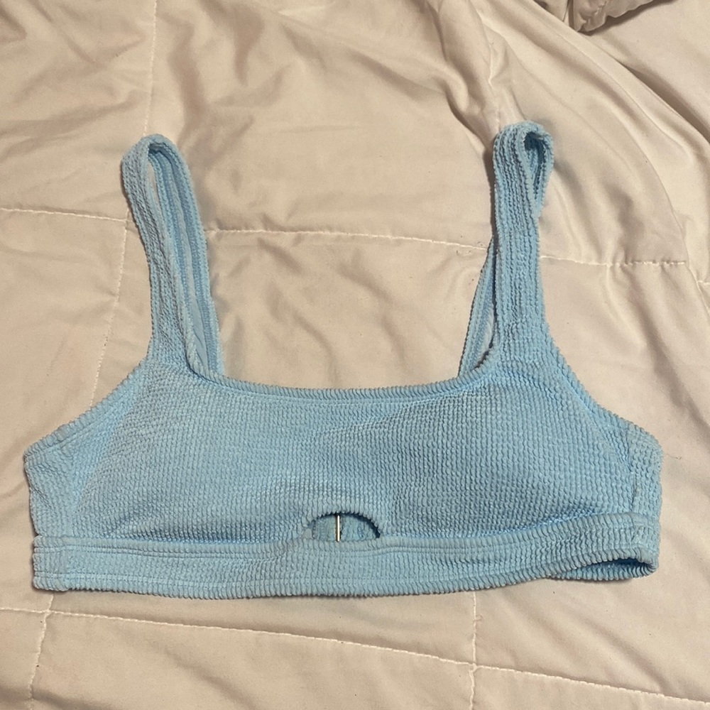 Light Blue Ribbed Keyhole Bikini Top Xhilaration NEVER WORN